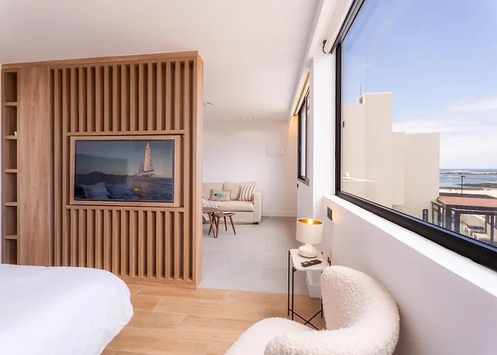 Moderno Vista Mar Апартаменты *