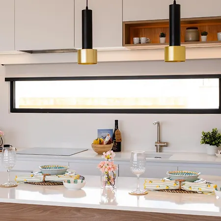 Mar 15b- Moderno Vista Mar Lägenhet *