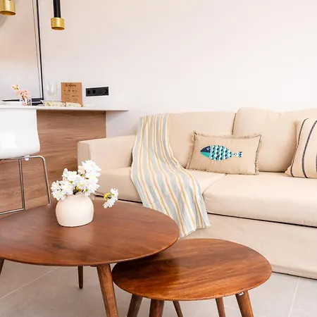 Cotillo 15B Modern Ocean View Apartment *